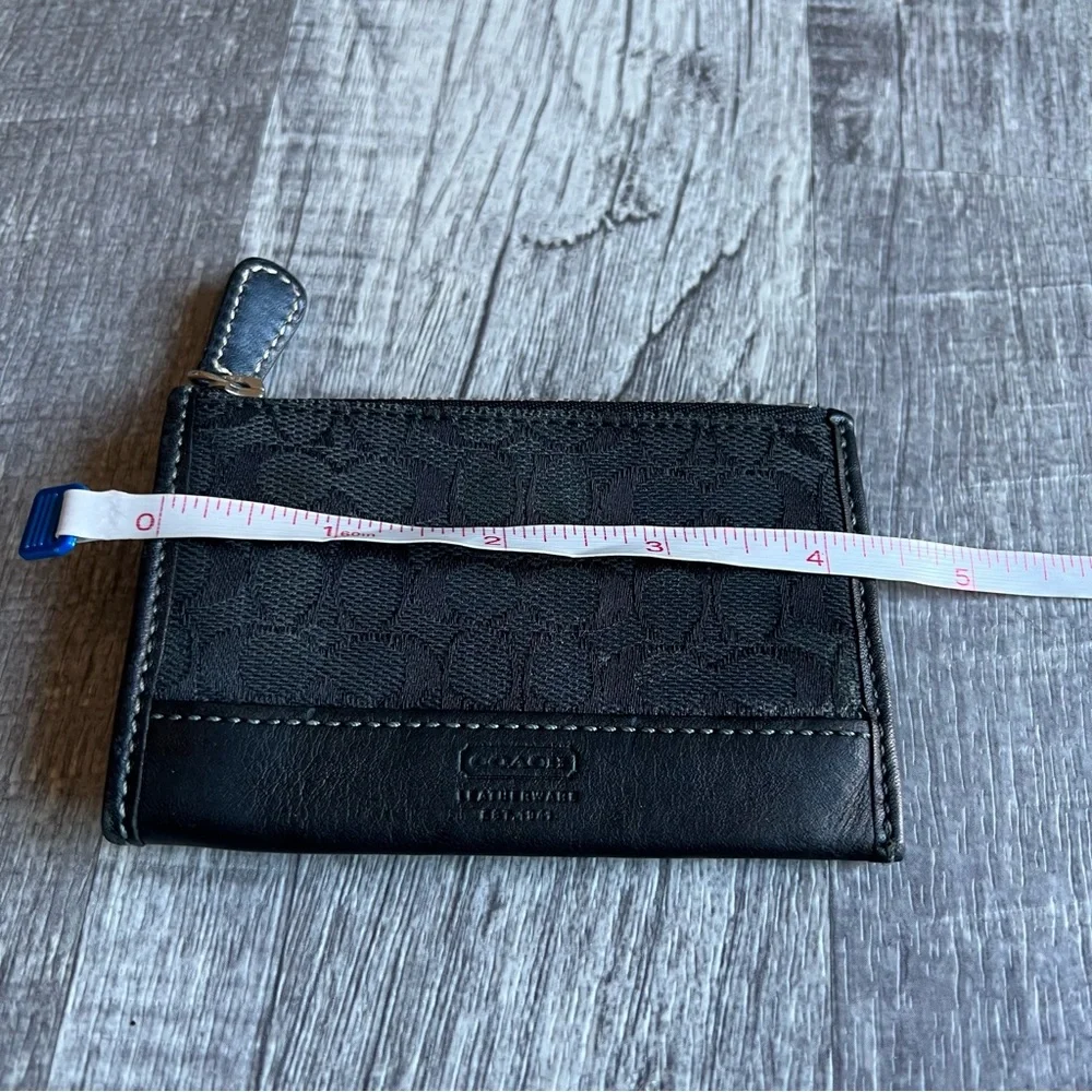 Coach Key Chain/Card Holder Wallet Black